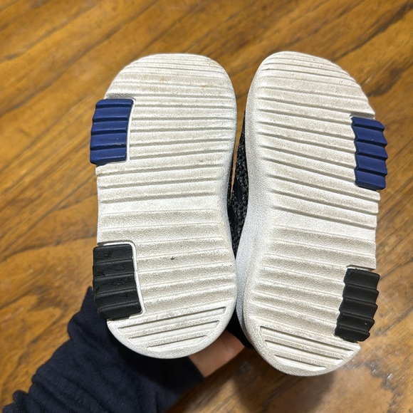 Lot of boys sneakers, Adidas and Puma infant size 5 - Picture 5 of 15